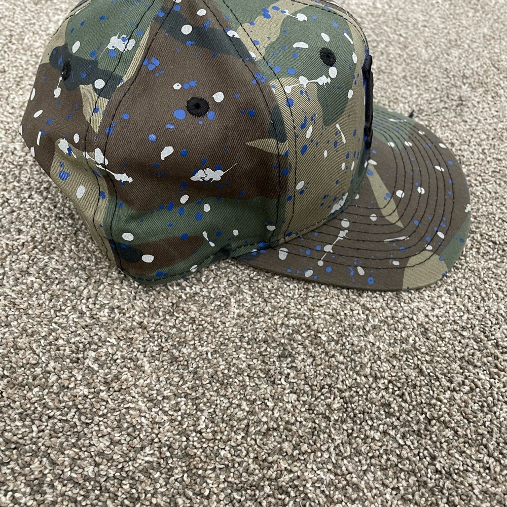 La dodger hat